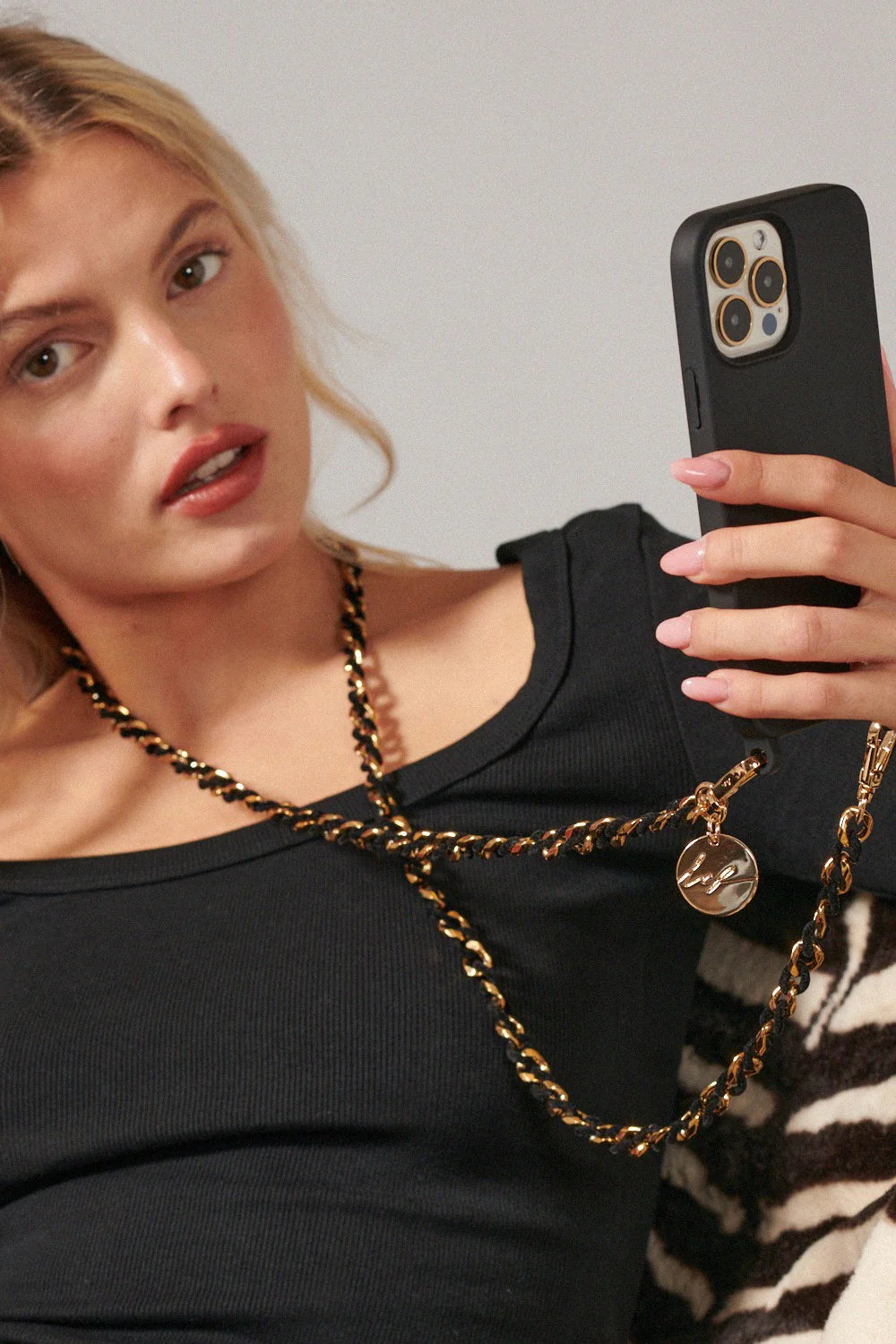 La Coque Francaise Sona Long Chain Black - Twenty Petworth