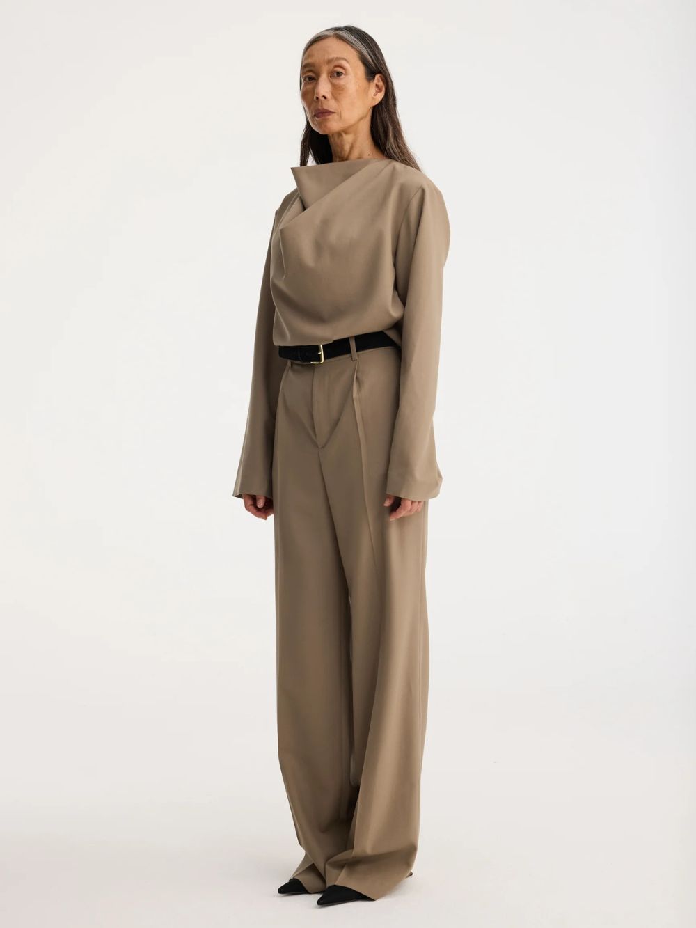 Rohe Relaxed Pleat Trousers Khaki - Twenty Petworth